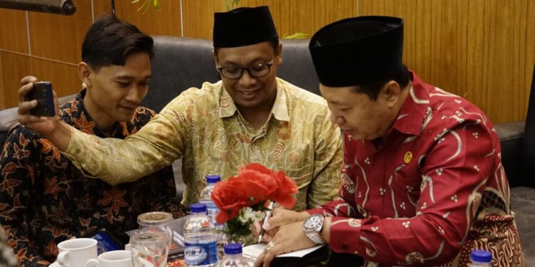 Bedah Buku  Implementasi Ideologi Pancasila Solusi Terbaik Radikalisme di Indonesia