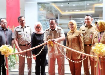 Wagub Rano Resmikan Puskesmas Kecamatan Pancoran